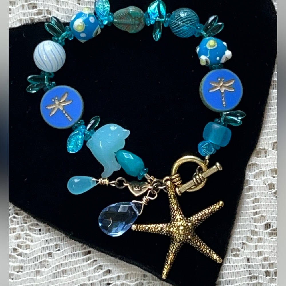 ⭐️Adorned Crown Assemblage beaches & butterflies dragonfly starfish bracelet